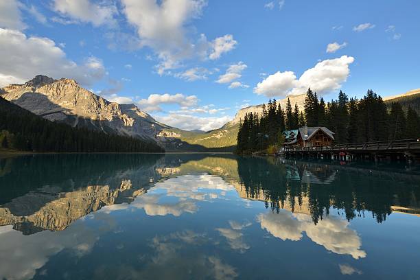 istock Emerald Lake in Yoho National Park 517593791
