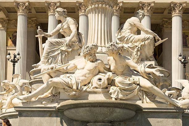istock Ancient Greek style stutues, Vienna, Austria 517597485