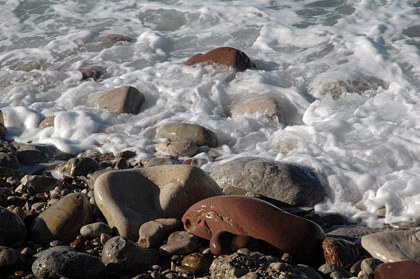 pedras na praia - stacking stone rock full imagens e fotografias de stock