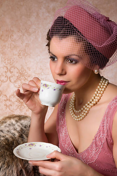 istock Vintage twenties lady 517616535