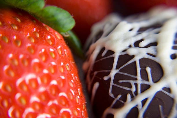 istock Close up strawberry and chocolate 517625666