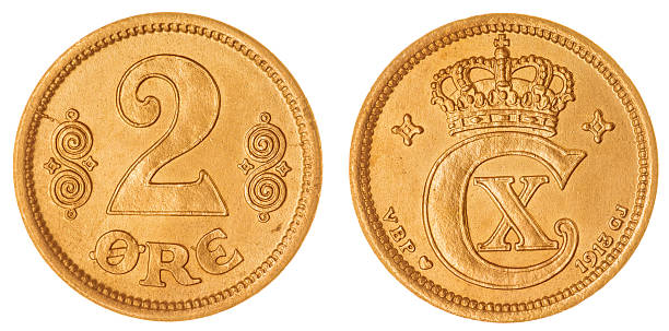istock Bronze 2 ore 1913 coin isolated on white background, Denmark 517626648