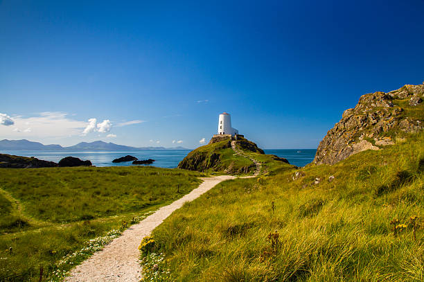 Branco casa em Llanddwyn Ilha, Angleseygreat-britain_counties.kgm - fotografia de stock