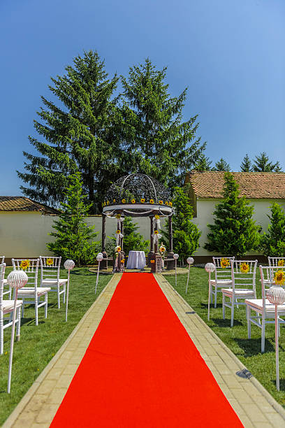 istock wedding ceremony outdoors 517643013