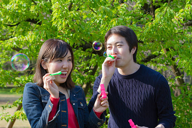 istock Sweet Japanese Couple 517660492