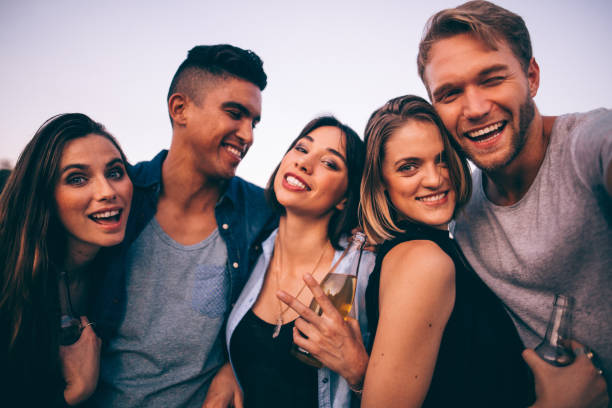 istock Young adults taking a selfie outdoors 517662080