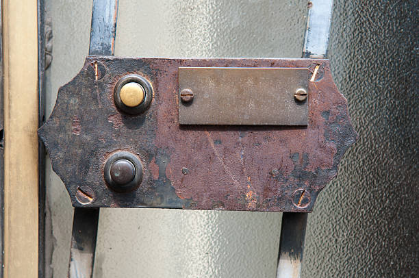 istock Old doorknobs, doorknockers and handles 517666160