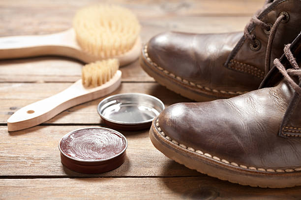 istock Old shoes and Shoe polish 517673937