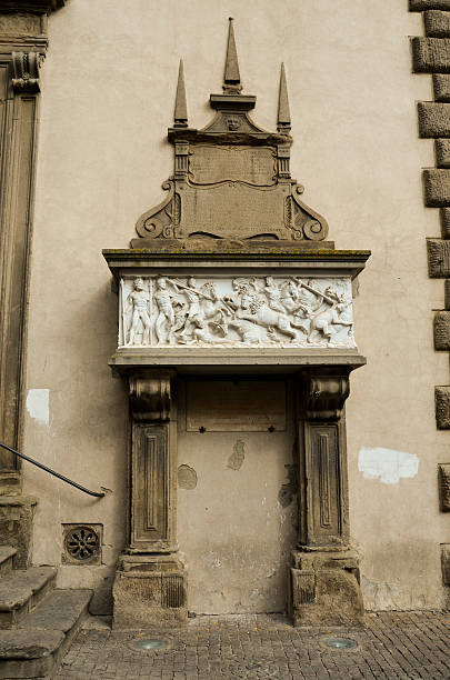 istock Stele of the beautiful Galiana, Viterbo 517675405
