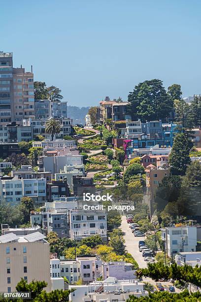 The Zigzag Street In San Francisco Stock Photo - Download Image Now - California, Car, City