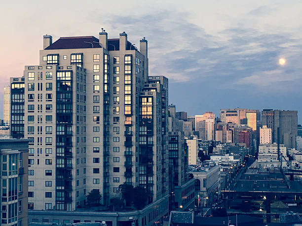 istock San Francisco sunset with the moon visible 517689470