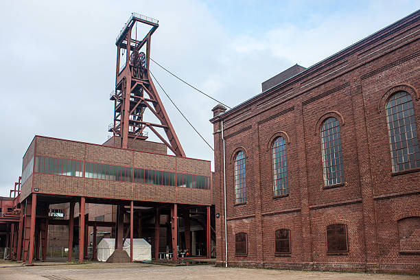 istock Zeche Zollverein Coal Mine 517696639