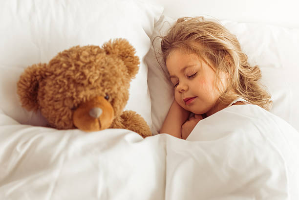 istock Sweet little girl 517701696