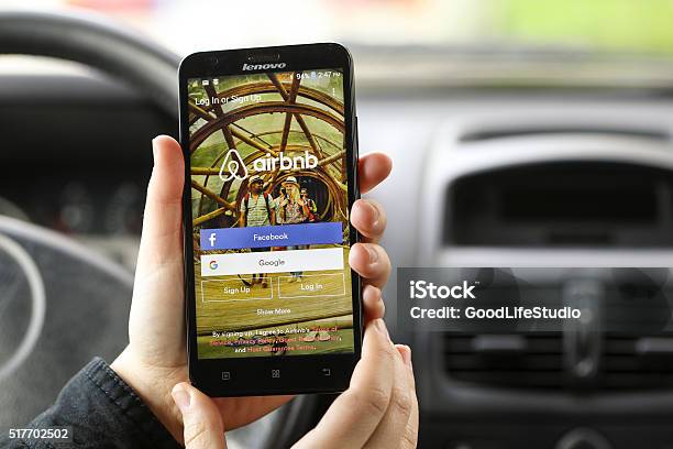 Searching For Accomodation Stock Photo - Download Image Now - Airbnb, Mobile App, Mobile Phone