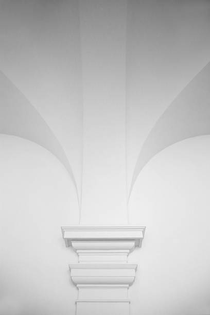 fragmentent de pilier de colonne// pilastre sous plafond voûté - macro column marble luxury photos et images de collection