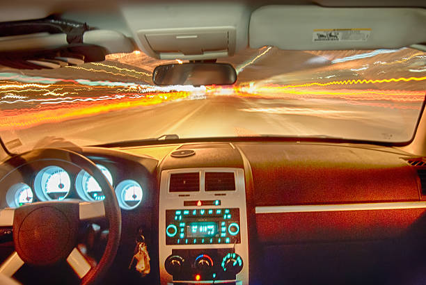 istock High-speed car in the tunnel 517725385