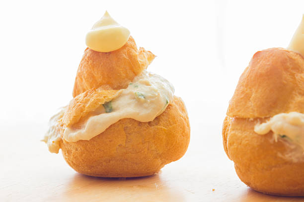 istock Cream puffs with tuna 517730101