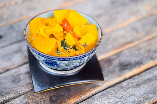 Shrimp curry with coconut milk and pumpkin
