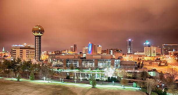 istock Knoxville Tennessee at night 517745457