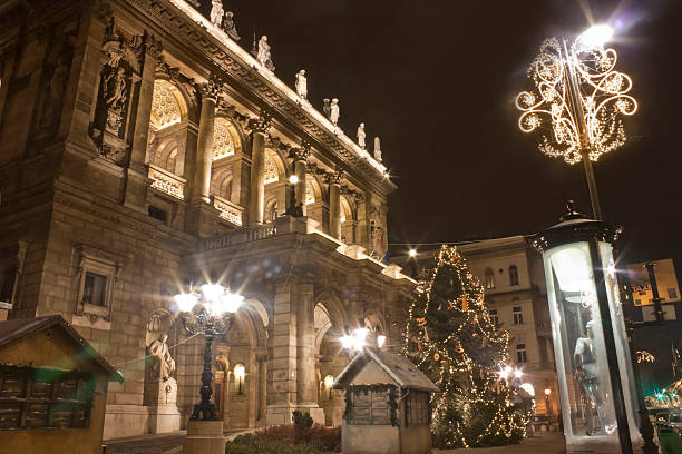 istock House of Opera Budapest 517747337