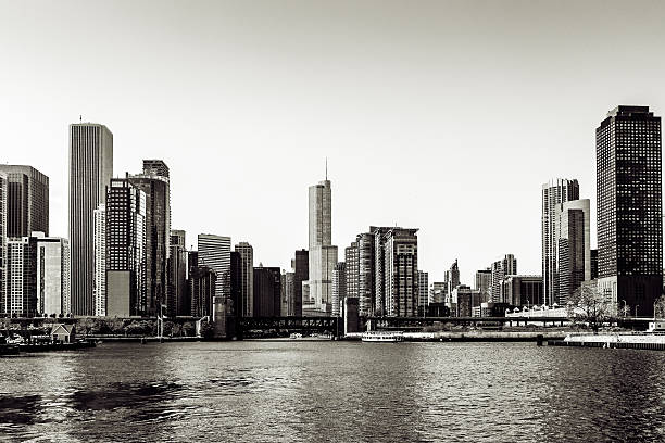 istock Chicago Skyscrapers by Chicago River 517829961