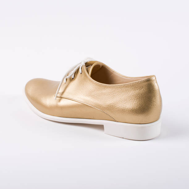 istock Shiny Golg Men's Shoes 517834785