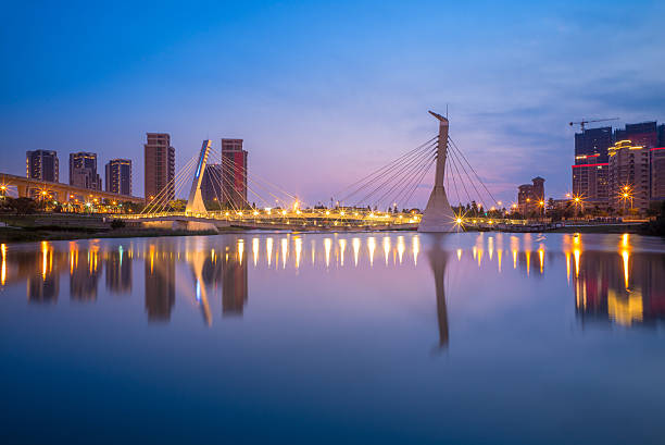 istock Night scene of chintan park 517848100