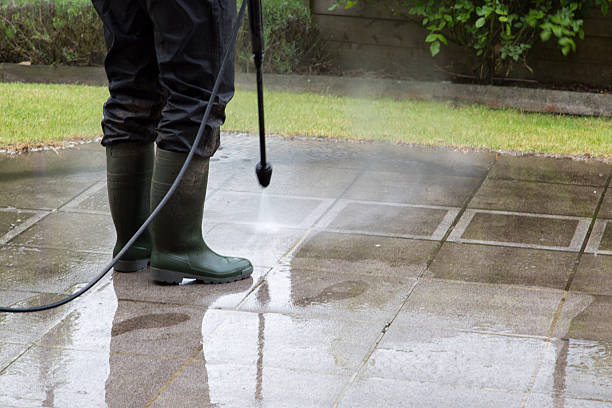 istock High Pressure Cleaning - 15 517851091