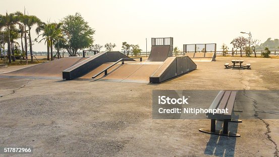 istock Skate Park in the daytime. Customizable dark tones . 517872966