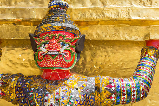 istock Giant at Wat Pra Kaew, Bangkok Thailand 517875757