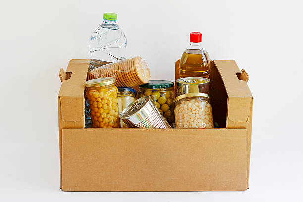 istock Food in a donation box 517877714