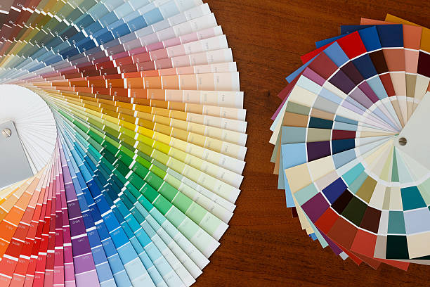 istock Two color palette guide on the wooden background. 517925802