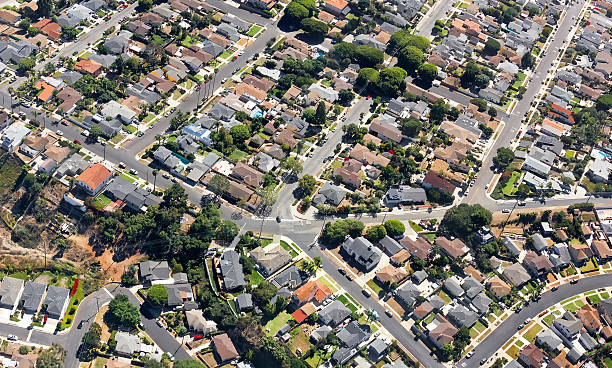 istock Southern California Suburban 517931404