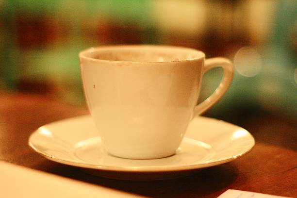 blanc tasse de café - koffie photos et images de collection