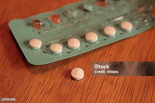 Birth Controldetails Stockfoto und mehr Bilder von Antibabypille - Antibabypille, Baby, Computer