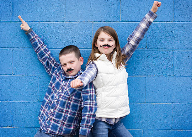 crianças com bigodes - costume mustache child disguise imagens e fotografias de stock
