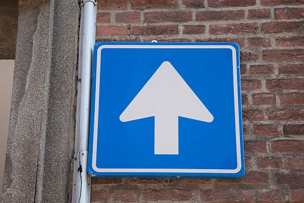 istock One Way Arrow Street Sign 517998044