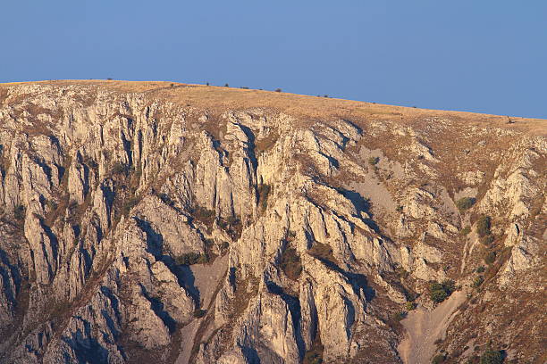 istock limestone ridge in sunset colors 518000325