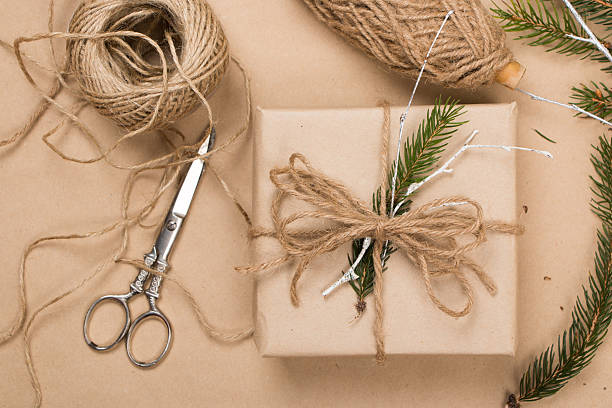 istock Wrapping eco Christmas packages 518013815
