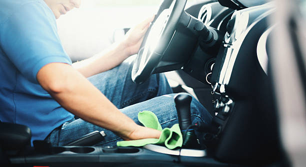 istock Sunday car wash. 518056108