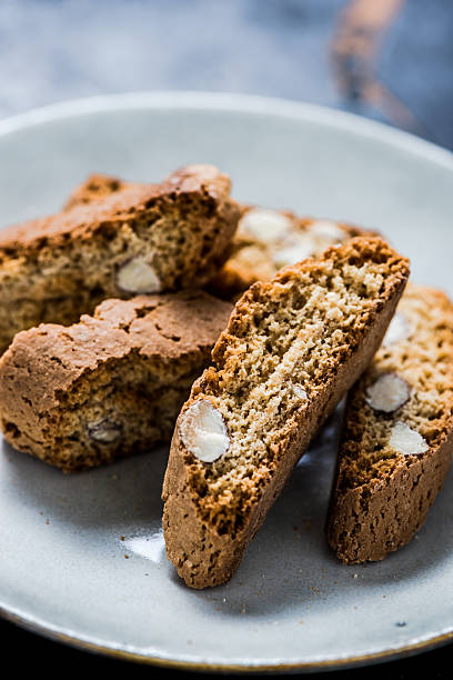istock Italian hard cantucci on plate 518060080