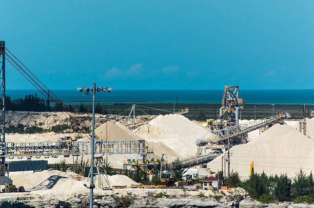 istock Industry at the Islands 518063350