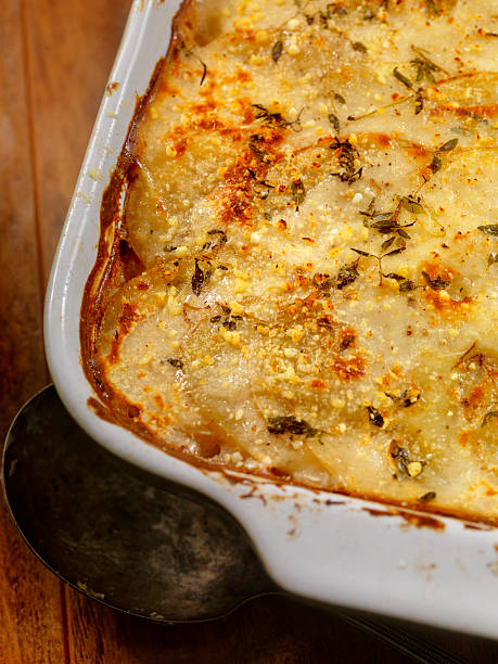 istock Scalloped Potatoes fresh Thyme 518063428