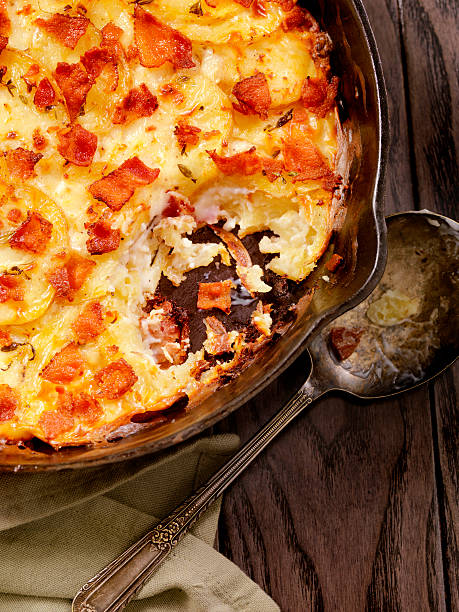 istock Skillet baked, Scalloped Potatoes with Bacon 518064674