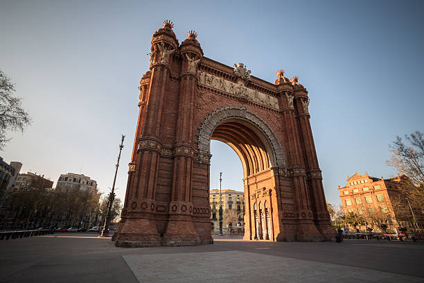 istock arc de triomf building barcelona spain 518089996