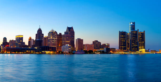 istock Detroit skyline by night 518090800