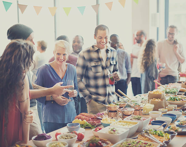 istock Brunch Choice Crowd Dining Food Options Eating Concept 518114720