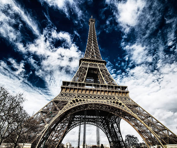 istock Eiffel tower at winter. Vintage colored picture 518118110