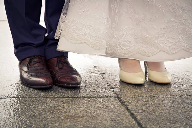istock Honeymoon couple feet 518136412