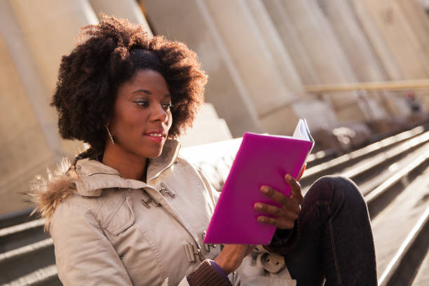 istock Reading in the City 518141184